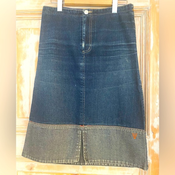 Vintage Mooks 2-toned denim skirt. Straight/A-line, mid-length, split at front. - Picture 1 of 9